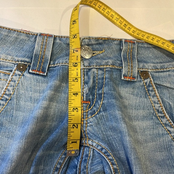 True Religion Sammy Big T Jeans Women’s 27 LIGHT Wash Contrast Stitching Y2K - Picture 14 of 16